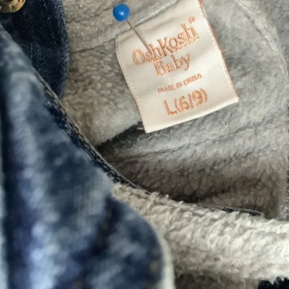 OshKosh B’gosh 2 piece winter long sleeve shirt and heavy overalls. Size… - Picture 4 of 8